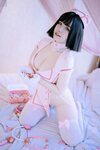 [Cosplay] 阿半今天很开心 粉护士