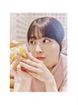 [Photobook] Renka Iwamoto 岩本蓮加 1st Photobook - Mischievous Wind いたずらな風