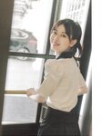 [Photobook] Renka Iwamoto 岩本蓮加 1st Photobook - Mischievous Wind いたずらな風