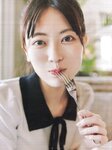 [Photobook] Renka Iwamoto 岩本蓮加 1st Photobook - Mischievous Wind いたずらな風