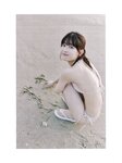 [Photobook] Renka Iwamoto 岩本蓮加 1st Photobook - Mischievous Wind いたずらな風