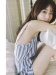 [Photobook] Renka Iwamoto 岩本蓮加 1st Photobook - Mischievous Wind いたずらな風