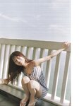 [Photobook] Renka Iwamoto 岩本蓮加 1st Photobook - Mischievous Wind いたずらな風