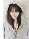 [Photobook] Renka Iwamoto 岩本蓮加 1st Photobook - Mischievous Wind いたずらな風