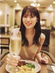 [Photobook] Renka Iwamoto 岩本蓮加 1st Photobook - Mischievous Wind いたずらな風