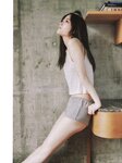 [Photobook] Renka Iwamoto 岩本蓮加 1st Photobook - Mischievous Wind いたずらな風