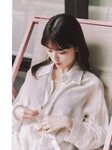 [Photobook] Renka Iwamoto 岩本蓮加 1st Photobook - Mischievous Wind いたずらな風