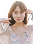 [Photobook] Renka Iwamoto 岩本蓮加 1st Photobook - Mischievous Wind いたずらな風
