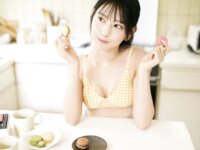 FRIDAY GOLD 白石まゆみ エースのランジェリー