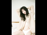 FRIDAY GOLD 白石まゆみ エースのランジェリー