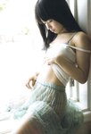 [Photobook]2017.10.22 百川晴香 ファースト写真集「百色吐息」