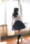 [Photobook]2017.10.22 百川晴香 ファースト写真集「百色吐息」