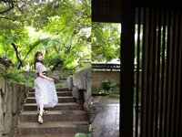 [Photobook] 有岡みう グラビア写真集『木漏れ日の中で』