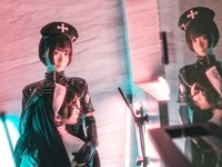 [Cosplay] Chun Momo 蠢沫沫 & Izumi 泉桃子 - Nun & Nurse 修女×护士