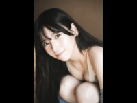 FRIDAY GOLD 名前はまだない。「初ビキニ撮り下ろし」プラチナ11カット