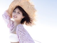 [Photobook] 2024.12.20 北野瑠華 写真集「ずっと、触れたままで」デジタル版