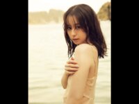 FRIDAY GOLD 小池里奈 黄金ヒップ