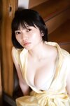 [Photobook] 週刊現代デジタル写真集 佐山すずか 夕立に濡れたカラタ