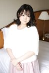 【舞ワイフ公式写真集】宮沢ちはる - 結婚半年で早くも男を欲する童顔の肉食妻