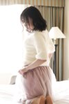【舞ワイフ公式写真集】宮沢ちはる - 結婚半年で早くも男を欲する童顔の肉食妻