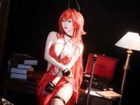 [Cosplay] 面饼仙儿 - Nikke 小红帽礼服