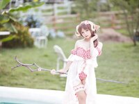 [Cosplay] Hua Ling 花铃 - Eyjafjalla  Xia Hui 艾雅法拉-夏卉
