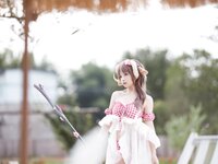 [Cosplay] Hua Ling 花铃 - Eyjafjalla  Xia Hui 艾雅法拉-夏卉