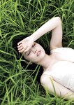 [Photobook] 2024.08.28 【電子版だけの特典カットつき】石浜芽衣1st 写真集 ひかっている