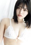 [Photobook] 2024.08.28 【電子版だけの特典カットつき】石浜芽衣1st 写真集 ひかっている