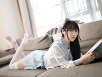 [Cosplay] 不呆猫 - 白色兔子JK