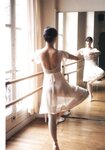 [Photobook] 2024.12.11 椛島光1st写真集 『chouchou』