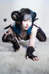 [Cosplay] 狐洛洛子 - 深蓝魅魔