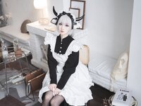 [Cosplay] rioko 凉凉子 - Intimate milk maid 贴心的牛奶女仆