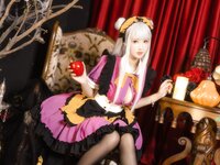 [Cosplay] 羽生三未图集 - 万圣黑丝女仆