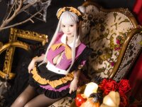 [Cosplay] 羽生三未图集 - 万圣黑丝女仆