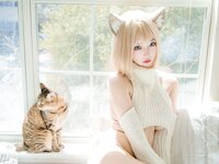 [Cosplay] 狐洛洛子 - 慵懒白猫