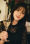 [Photobook] 2024.12.17 佐々木美玲1st写真集「太陽射しのパレード」