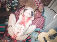 [Cosplay] 神沢永莉 - 请签收小春的礼物