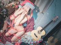 [Cosplay] 神沢永莉 - 请签收小春的礼物