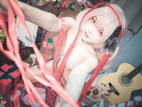 [Cosplay] 神沢永莉 - 请签收小春的礼物