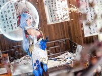 黏黏团子兔 (咬一口兔娘) - 2024年11月 循循守月 甘雨 [76P1V-1.92GB]