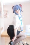 [Cosplay] Eriri 樱梨梨 - Ganyu Secretary 甘雨秘书