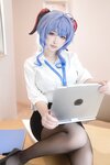 [Cosplay] Eriri 樱梨梨 - Ganyu Secretary 甘雨秘书