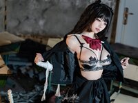黏黏团子兔 (咬一口兔娘) - 2024年11月 不良女高 [74P1V-1.79GB]