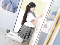 黏黏团子兔 (咬一口兔娘) - 2024年12月 地铁萌妹 [165P1V-1.92G]