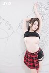 [JVID] 寶寶 - 房东女儿爱上大叔房客 32F天然水滴奶 相约见面脱光求爱