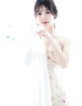 [Photobook] 2024.06.25 乃木坂46阪口珠美1st写真集『青いバラ』