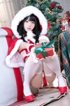 [Cosplay] 咬一口兔娘 - 兔兔圣诞礼物