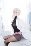 [Cosplay] Rioko 凉凉子 - The school doctor in see-through clothes 透视装的校医大姐姐