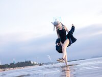 [Cosplay] G44 不会受伤 - Sand wolf white swimsuit 砂狼白子泳装